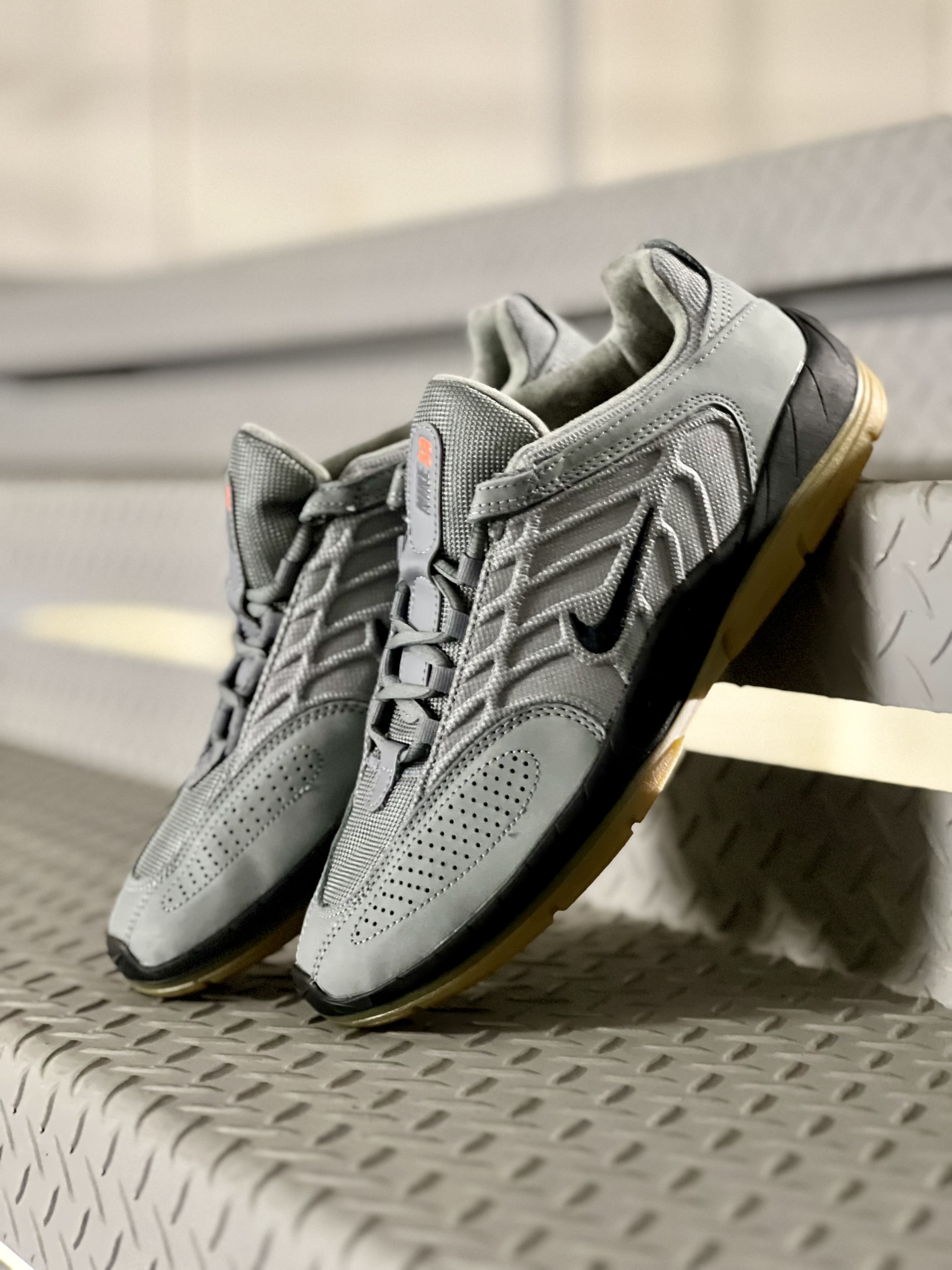 靴 NIKE SB AIR MAX ISHOD ISO COOL GREY NIKE SB - NIKE AIR MAX ISHOD ISO – FTC