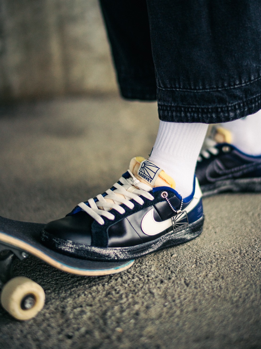 SiiiCK | 6月27日(土)発売 Nike SB Zoom Tennis Classic QS x Rassvet